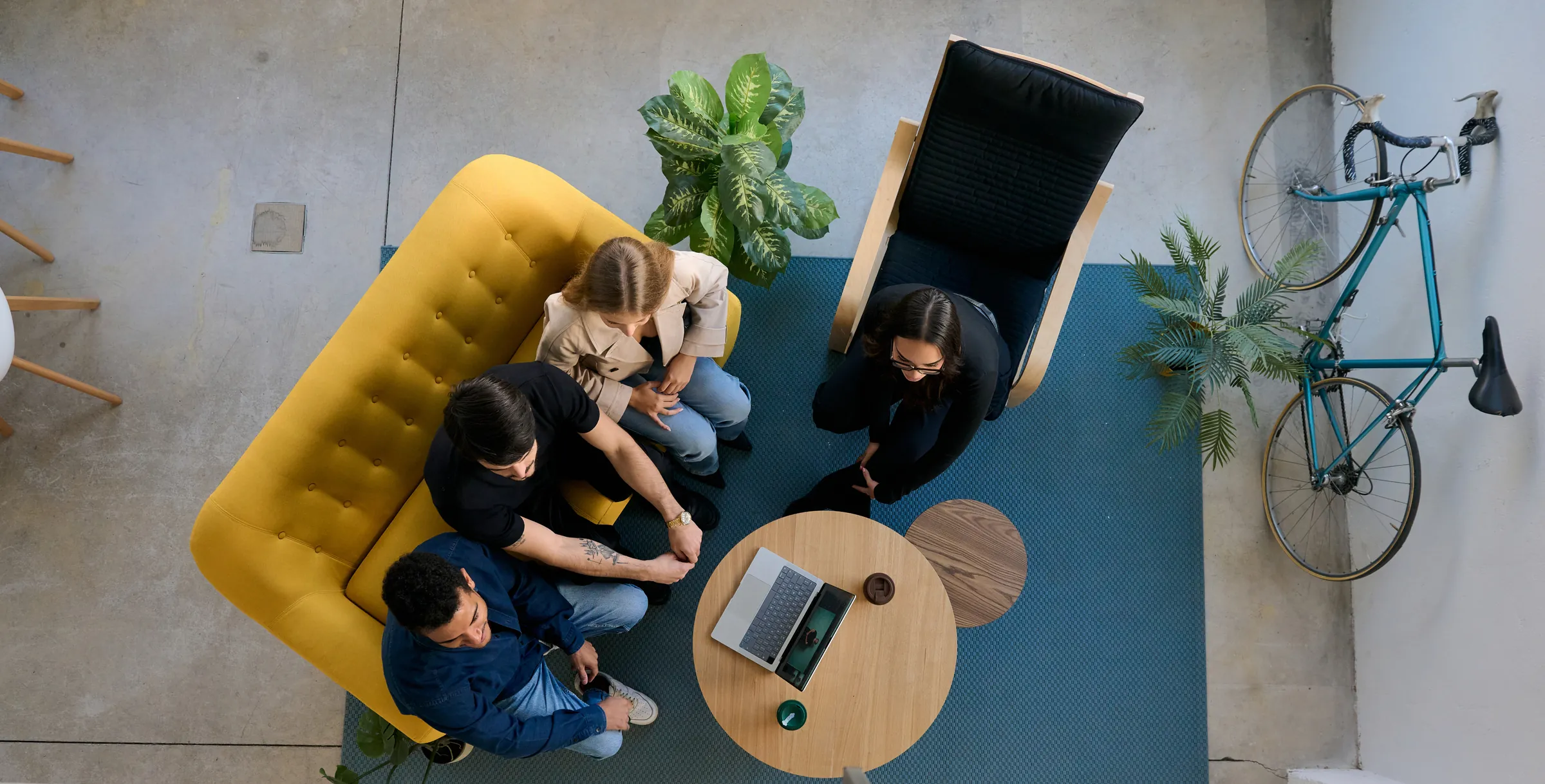 Zona de coworking flexible